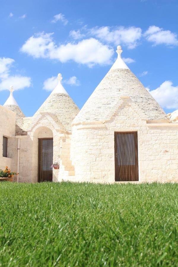 Вилла I Trulli Del Mulino Локоротондо Экстерьер фото